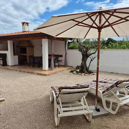 Apartment Vinja Porec - Privat Garden - Whirlpool Ngoại thất bức ảnh