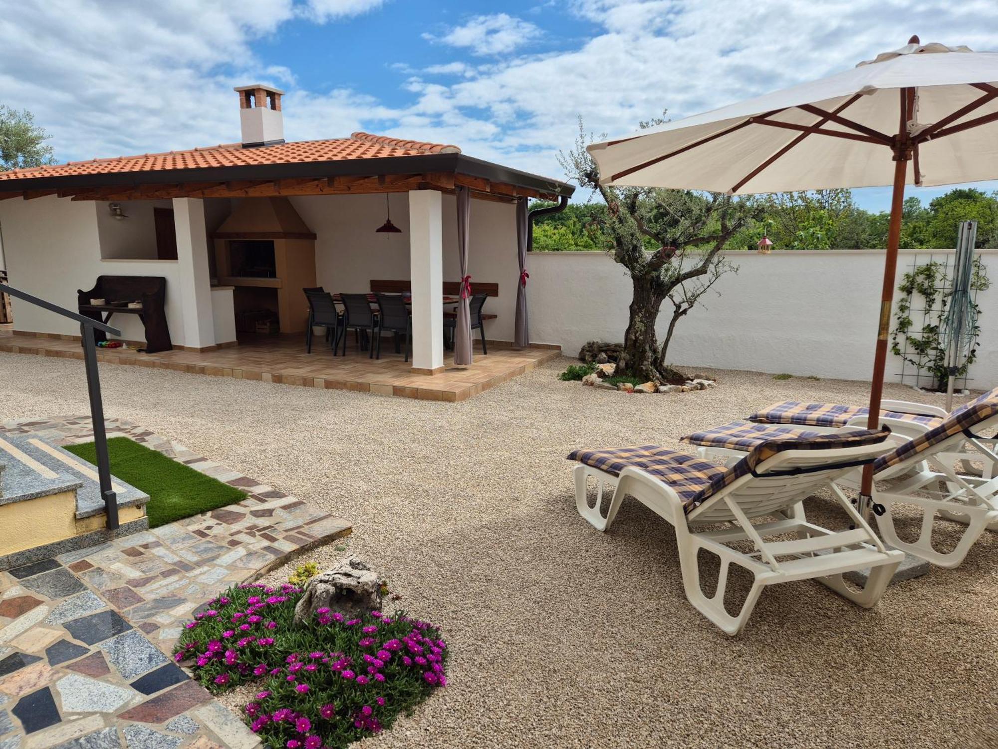 Apartment Vinja Porec - Privat Garden - Whirlpool Ngoại thất bức ảnh