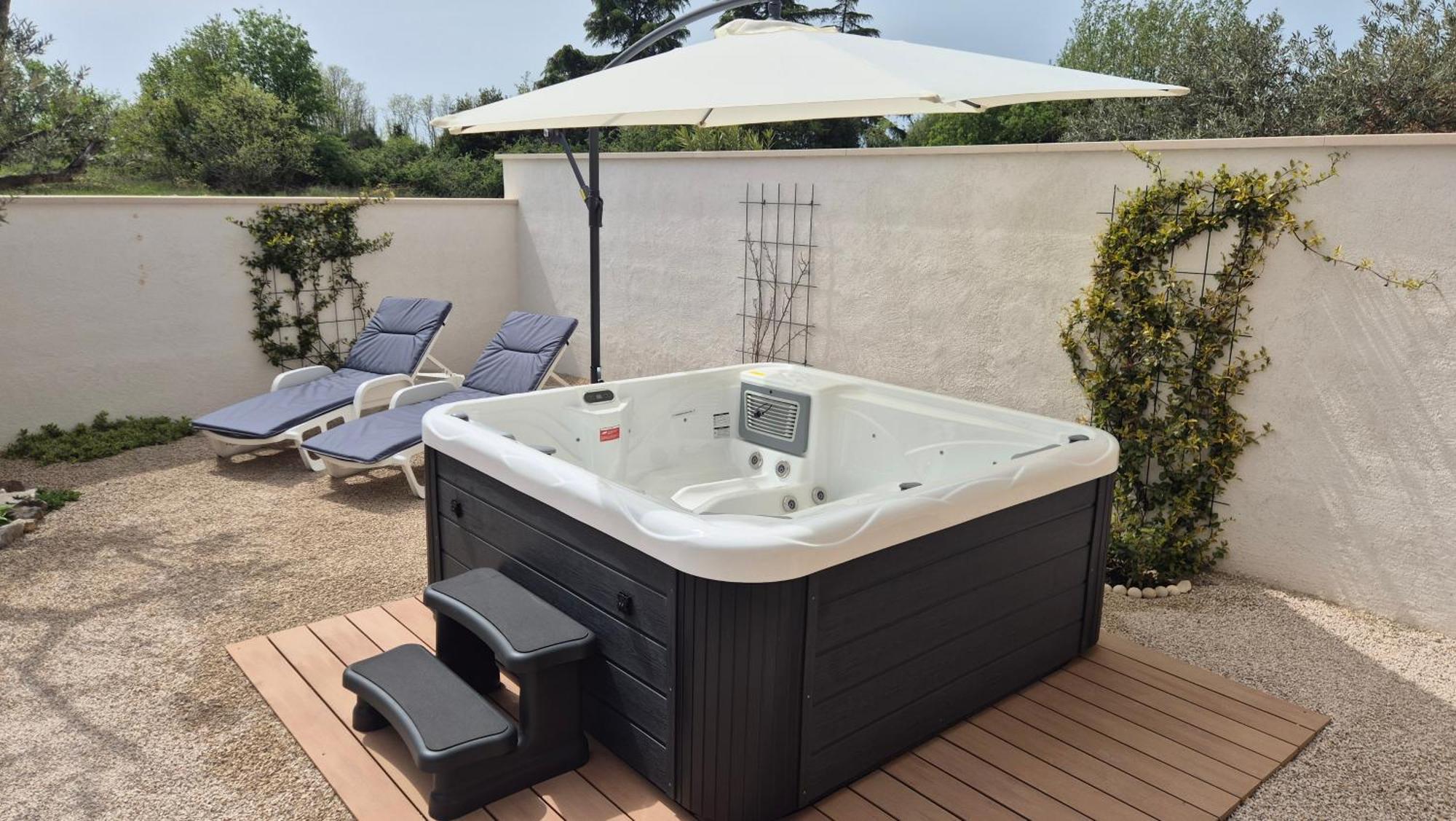 Apartment Vinja Porec - Privat Garden - Whirlpool Ngoại thất bức ảnh